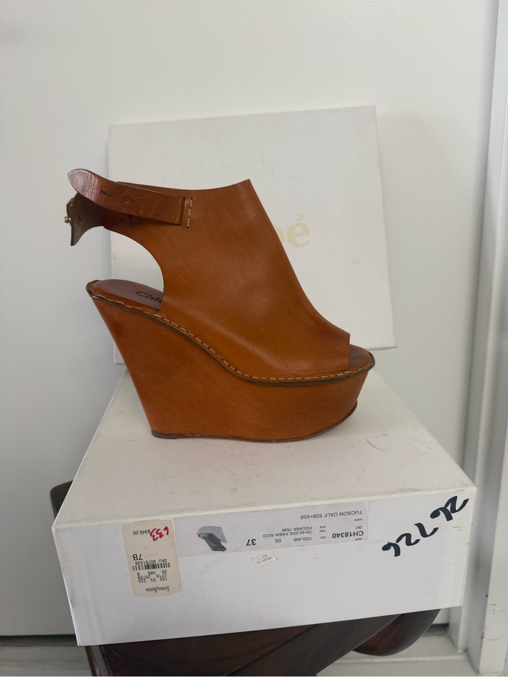 Chloé Tan Leather Peep-Toe Platform Sandals